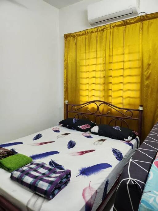 D'Haja 61 Klia Sepang With 3 Airconds & Wifi Villa Banting  Buitenkant foto